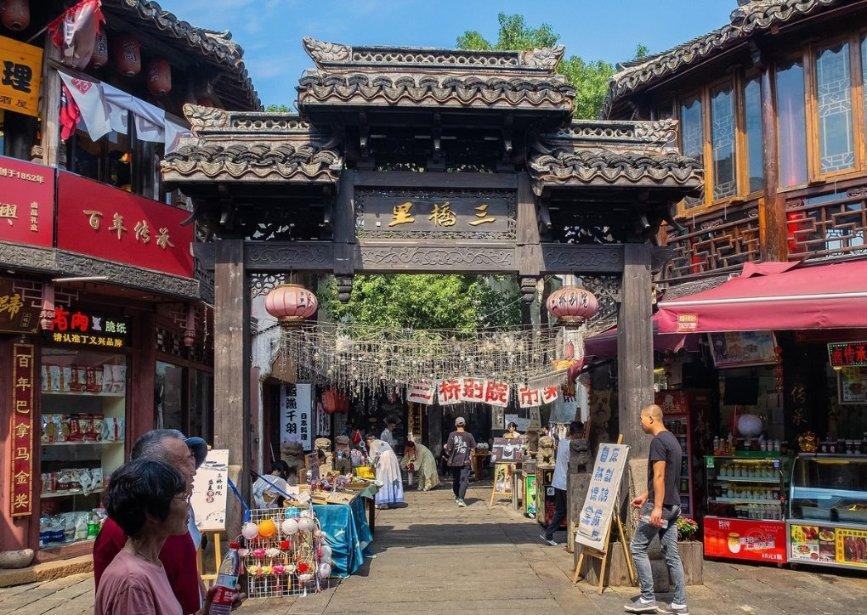 救援水管工